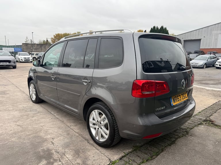 2013 Volkswagen Touran 1.6 TDI 105 BlueMotion Tech SE 5dr MPV Diesel Manual