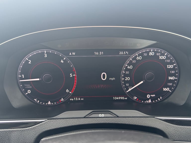 2018 Volkswagen Passat GT - New Years MOT - Full Service History - 2 Keys - ULEZ Compliant