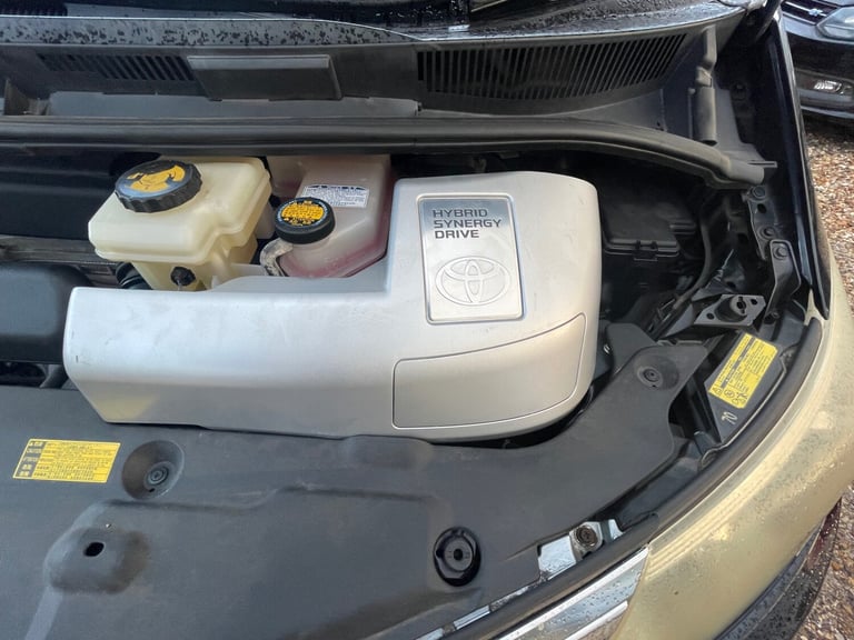 2012 Toyota Estima E-Four MPV Hybrid Electric Automatic
