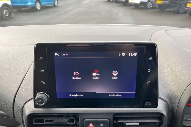 2022 Vauxhall Combo 2300 1.5 Turbo D 100ps H1 Dynamic Van PANEL VAN DIESEL Manual