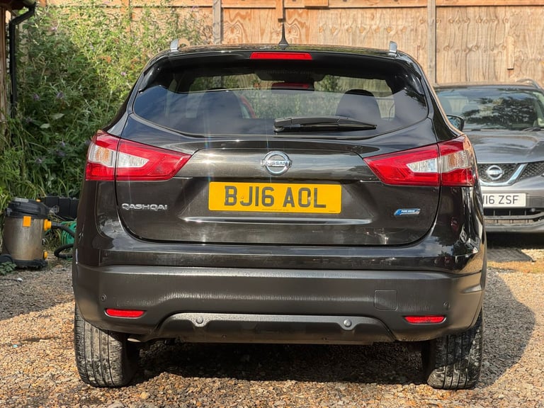 Nissan, QASHQAI, Hatchback, 2016, Manual, 1461 (cc), 5 doors