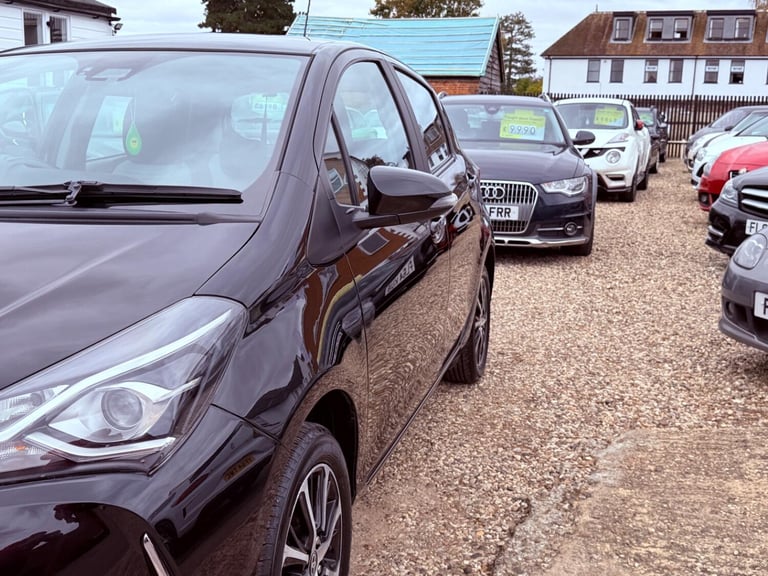TOYOTA YARIS 1.5 VVT-i Icon Tech 2018