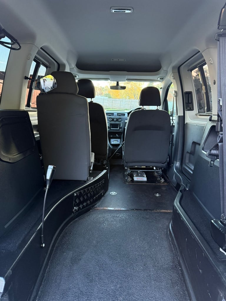 2018 VW CADDY 1.4 PETROL AUTOMATIC DRIVE FROM DISABLED DISABILITY VEHICLE 