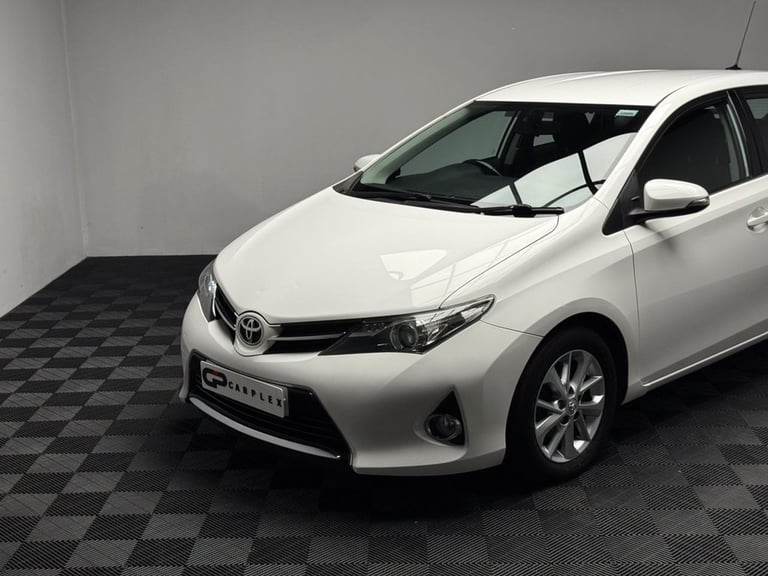 2014 Toyota Auris 1.4 D-4D Icon 5dr HATCHBACK DIESEL Manual