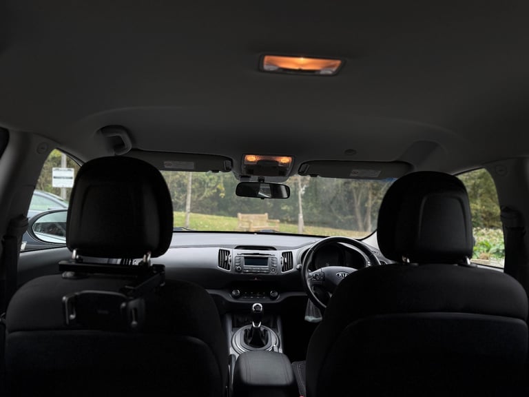 Kia, SPORTAGE, Estate, 2012, Manual, 1685 (cc), 5 doors