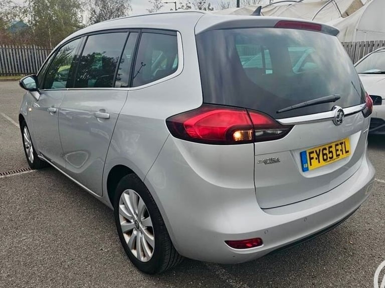 2015 Vauxhall Zafira 1.4T Tech Line 5dr - just 65k - due in MPV Petrol Manual