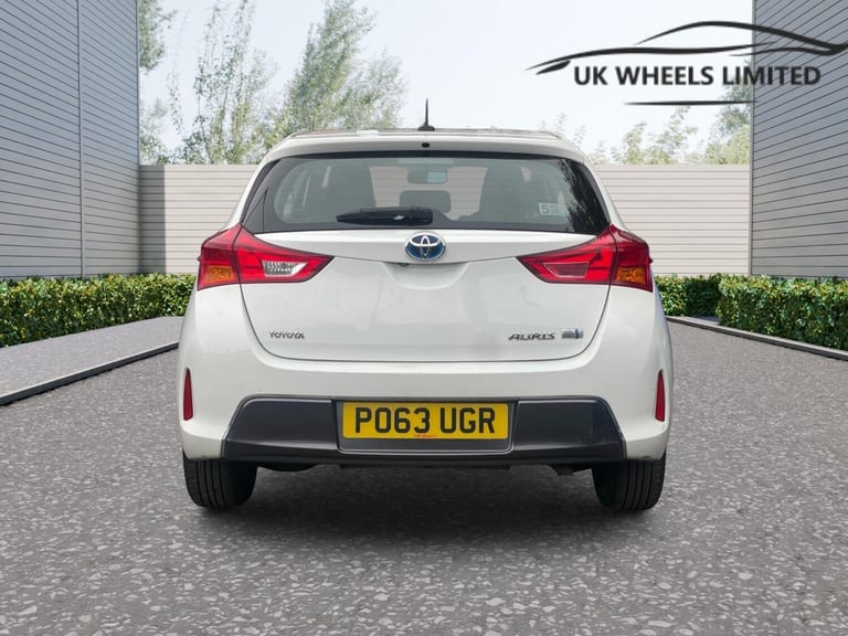 2013 Toyota Auris 1.8 VVT-h Icon CVT Euro 5 (s/s) 5dr HATCHBACK Petrol/Electric Hybrid Automatic