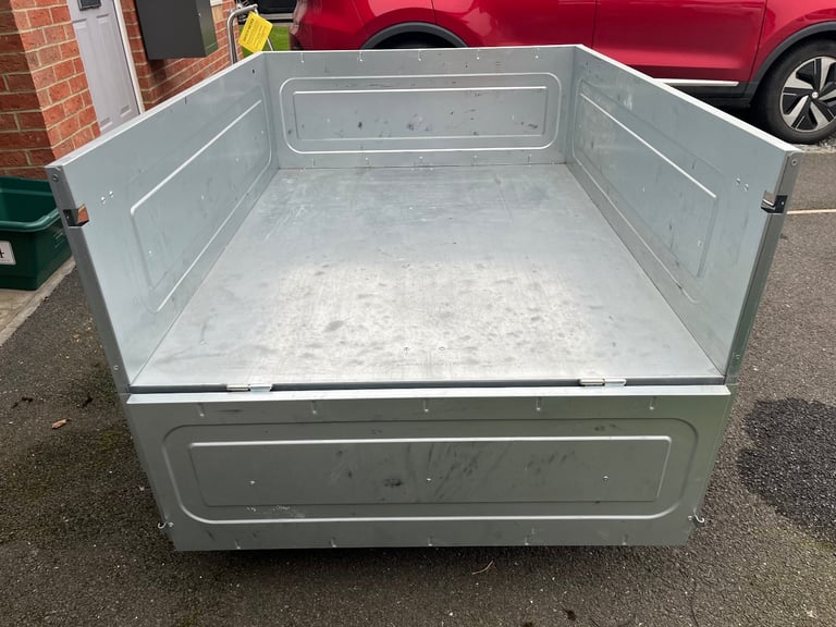 Maypole Car Trailer MP6812/Erde 122- Medium