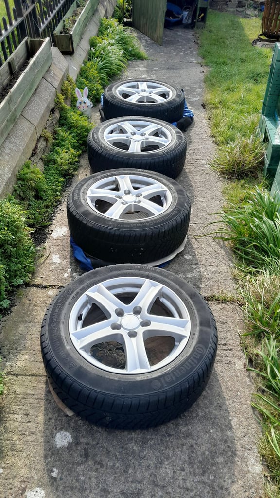 image for 4x Continental Winter Tyres on Alloy Wheels Covers 205/60 R16, Collection Crawley or Haywards Heath