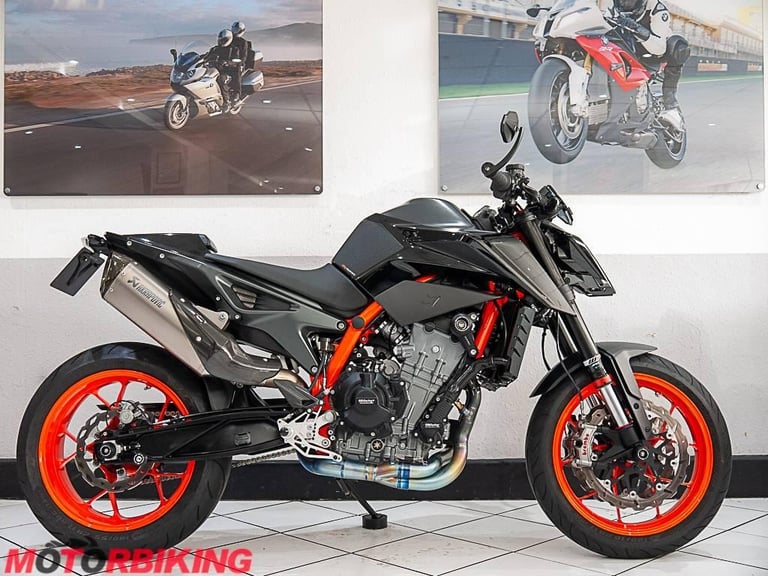 image for 2021 (21) KTM 890 DUKE R - Stunning bike, loaded with extras - superb!!