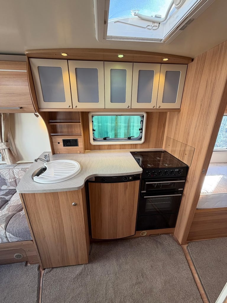 Bailey Pegasus GT65 Rimini 4 berth 2013 mover ***GREAT CONDITION***