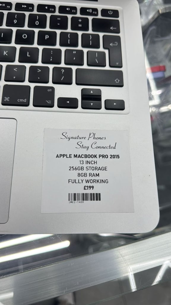 MacBook pro 2015 like new