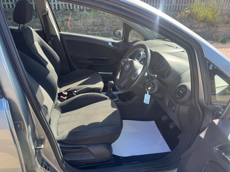 VAUXHALL CORSA SXI 1.2 5 DOOR*LOW MILEAGE*ONE LADY OWNER PAST 9 YEARS*ALLOYS*AC* - Image 9
