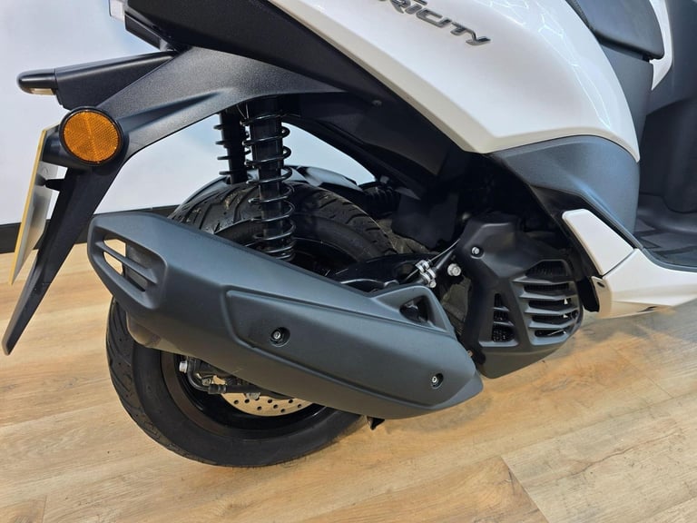 2018 Yamaha Tricity 125 125 Three Wheeler Petrol CVT V-Belt Euro 4 (12 ps)