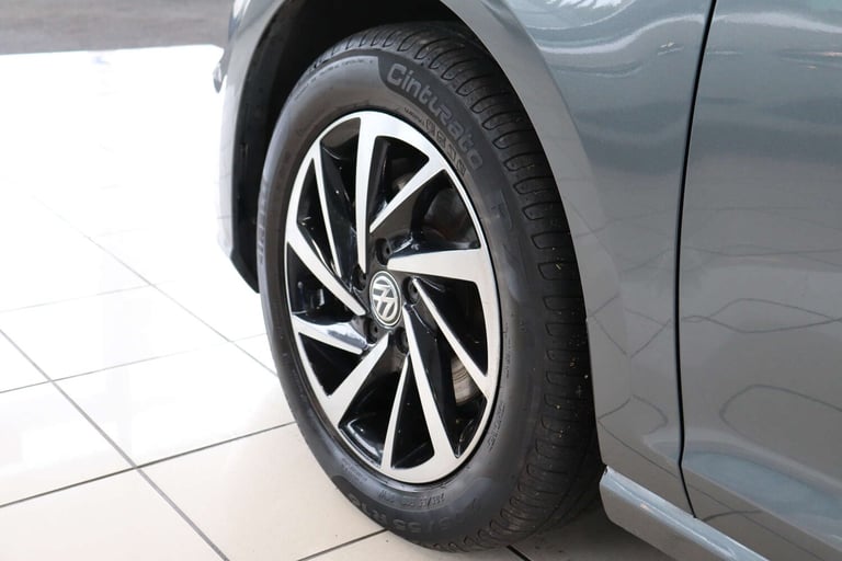 2019 Volkswagen Golf 1.6 Golf Match TDI Semi-Auto 5dr Estate Diesel Automatic