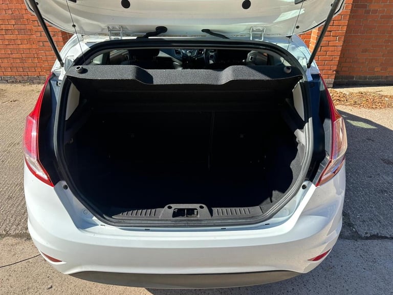 FORD FIESTA 1.3 Zetec 2012
