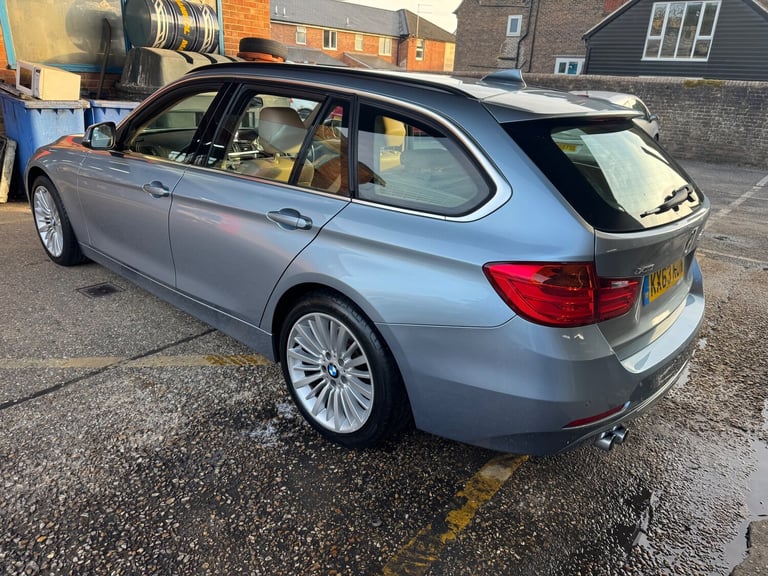 2013 BMW 3 Series 3.0 330d Luxury Touring 5dr Diesel Auto xDrive Euro 5 (s/s)