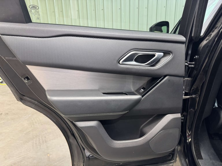 2019 Land Rover Range Rover Velar 2.0 D180 R-Dynamic S 5dr Auto ESTATE DIESEL Automatic