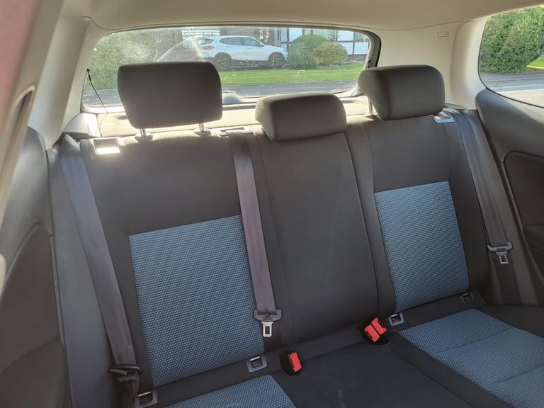 Volkswagen, GOLF, Hatchback, 2011, Manual, 1598 (cc), 3 doors
