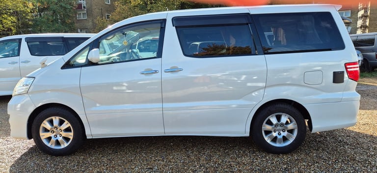 Toyota Alphard 1/2 Berth Campervan with Fridge