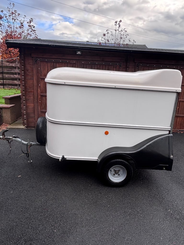 image for Ifor Williams BV64e