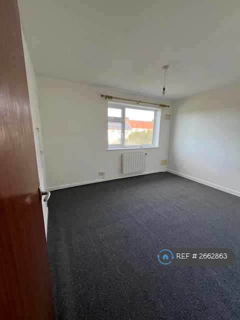 1 bedroom flat in Suffolk Square, Sudbury, CO10 (1 bed) (#2662863)