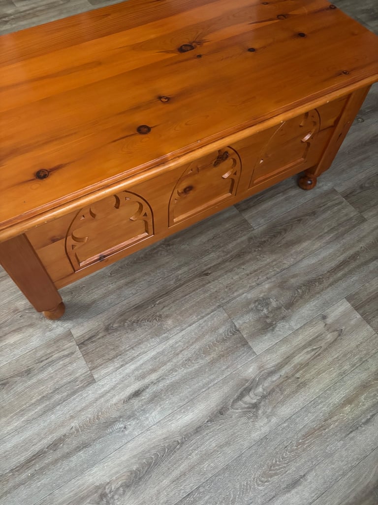 Pine wood coffee table 