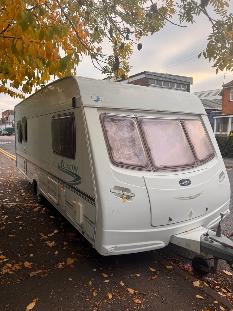 Lunar Lexon 2005 5 berth 