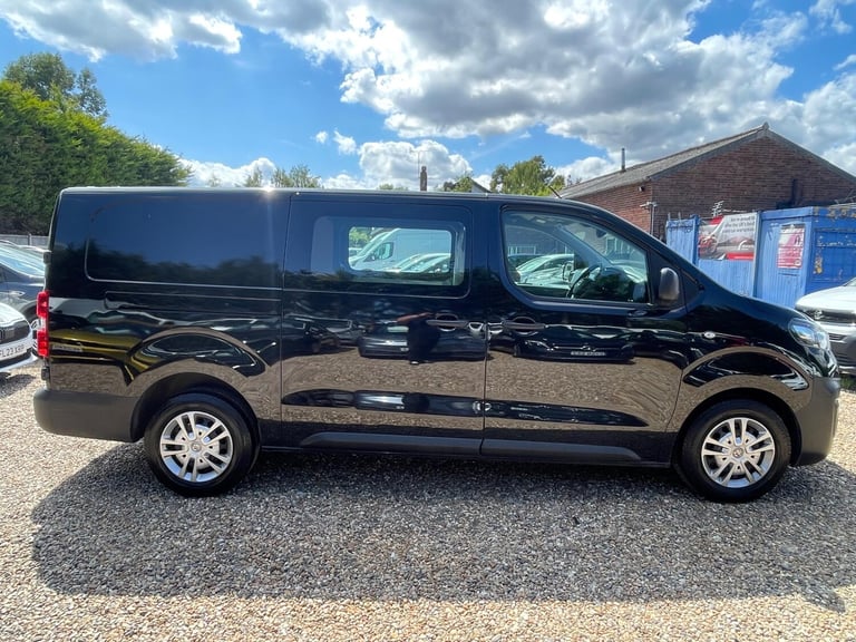 2021 Vauxhall Vivaro 2.0 Turbo D 3100 Dynamic Auto L2 H1 Euro 6 (s/s) 6dr PANEL VAN Diesel Automatic