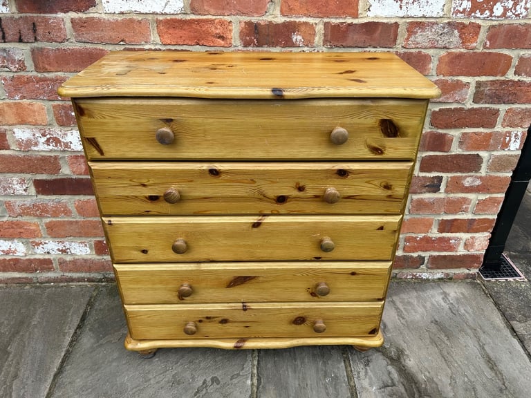 Solid Pine Chest of Drawers for Upcycling Project / Painting - Good Condition 