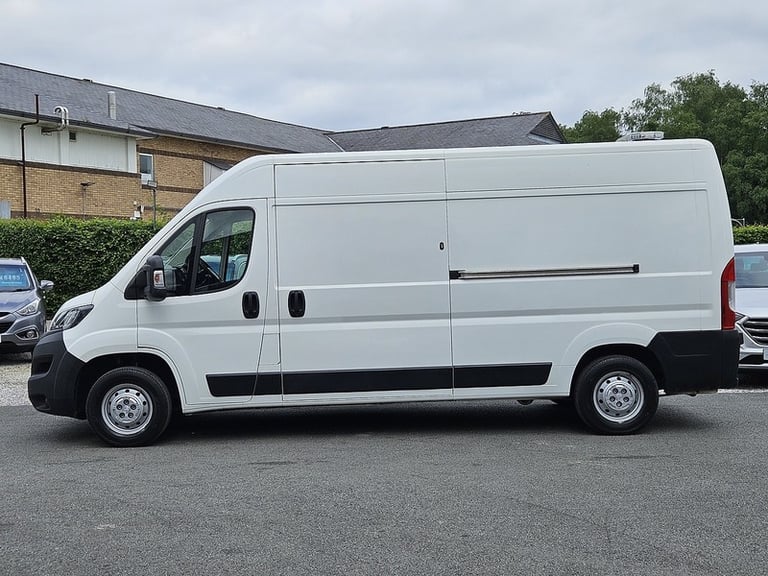 2021 Peugeot Boxer BlueHDi 335 Professional  L3 H2 Euro 6 140ps Panel Van Diesel Manual