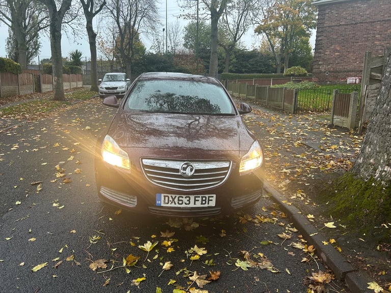 Vauxhall, INSIGNIA, Hatchback, 2013, Manual, 1956 (cc), 5 doors