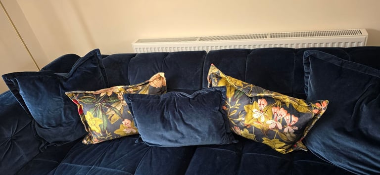 3 / 4 seater sofa