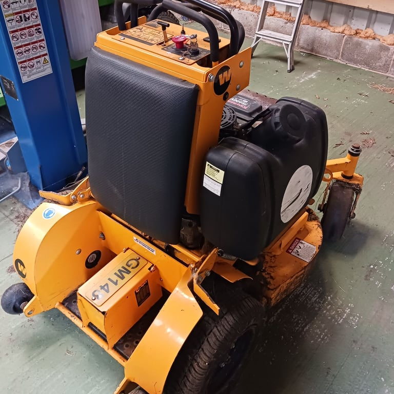 WRIGHT STANDER RH 36 INCH ZERO TURN STAND ON FLAIL MOWER PERFECT ORDER SUTTON COLDFIELD OFFERS 