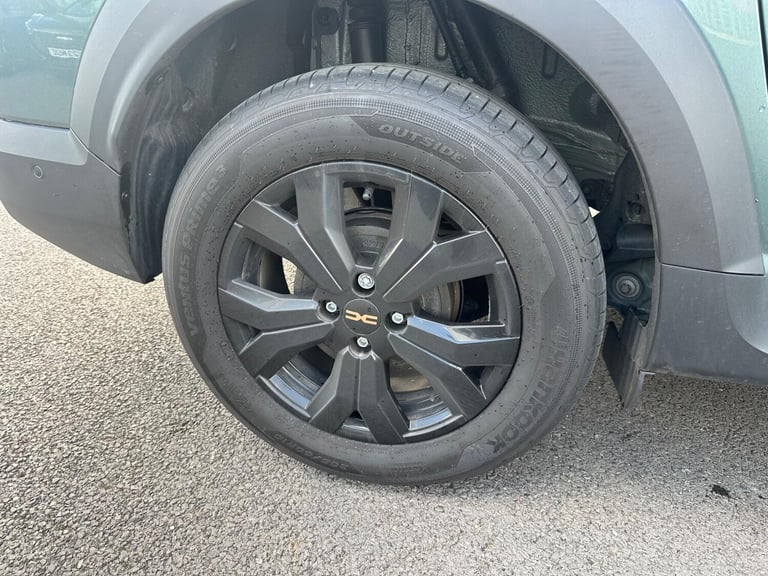 2025 Dacia Jogger Extreme HYBRID 140 MY24 MPV Petrol/Electric Hybrid Automatic