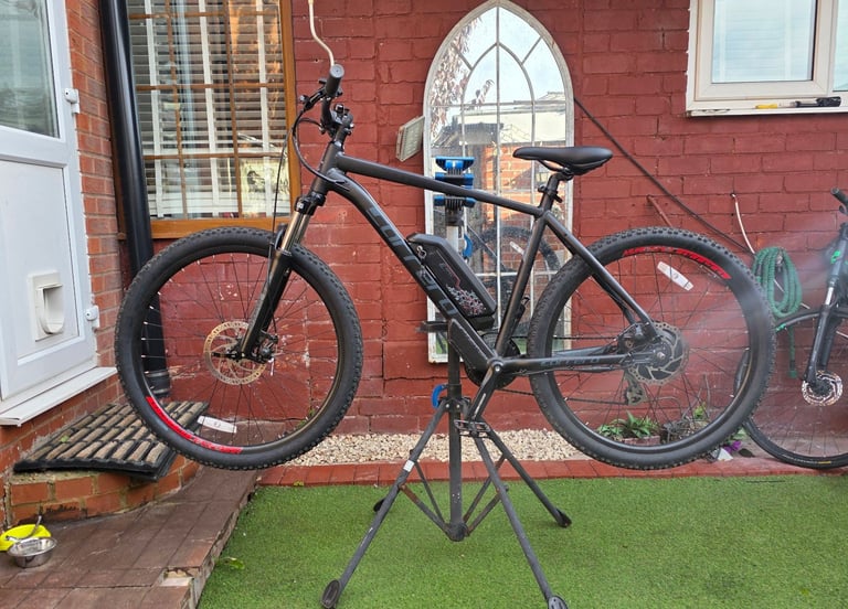 Carrera Vengeance E-spec Mountain eBike Cycle 250w - 15mph