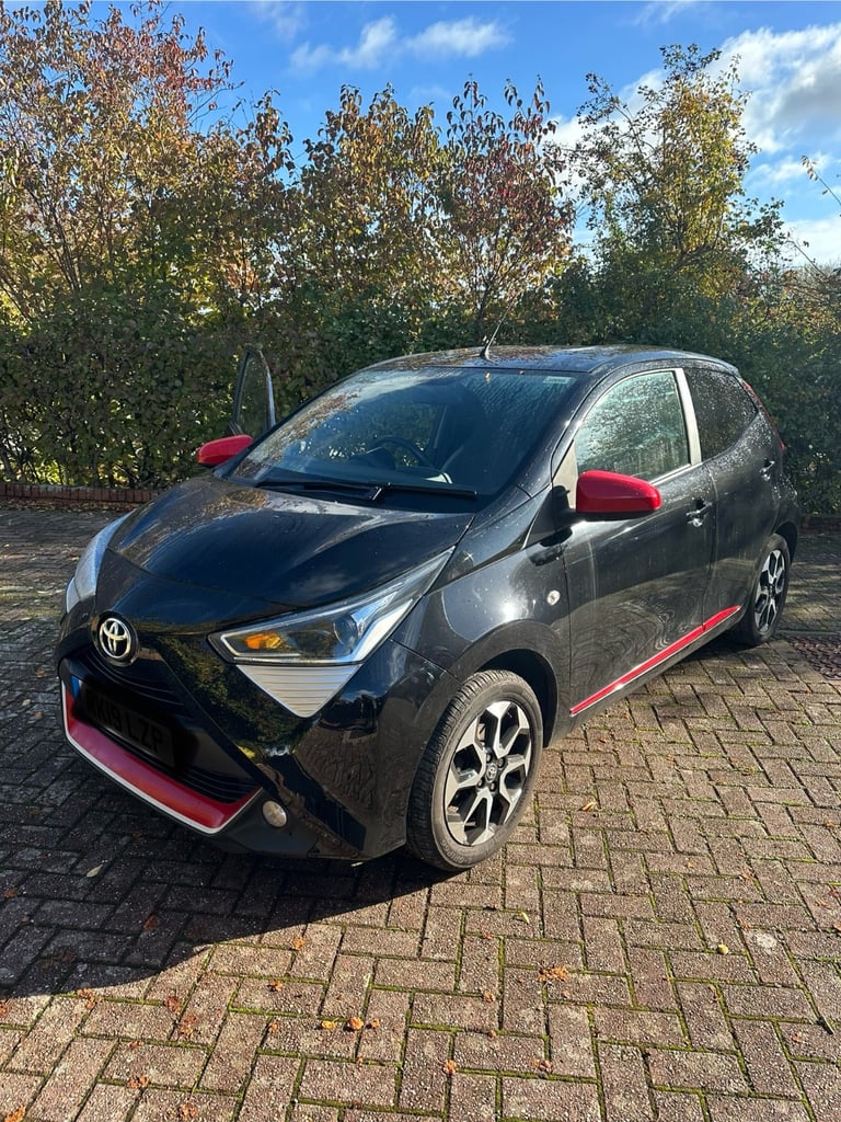Toyota, AYGO, Hatchback, 2019, Manual, 998 (cc), 5 doors