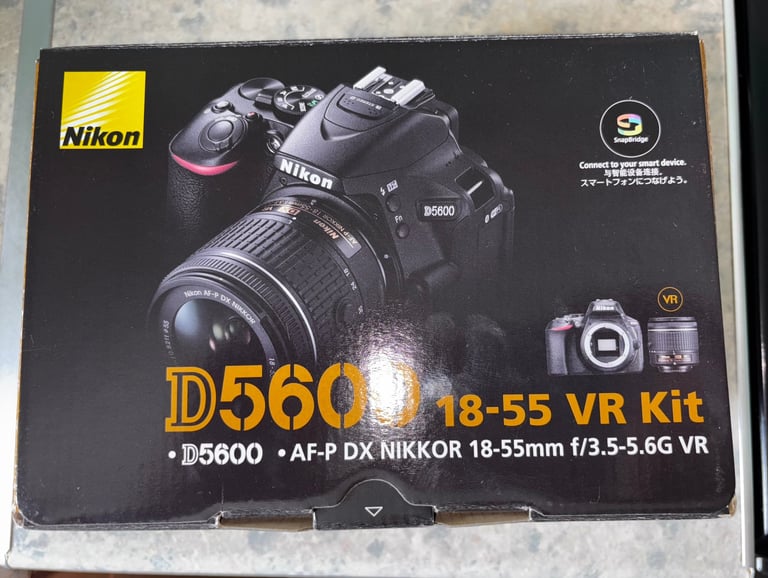 Nikon D5600 + 18-55 kit lens 
