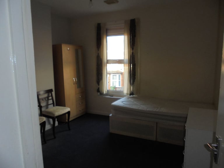 ROOMS AVAILABLE TO RENT IN THE SPARKHILL. 24HR MOVE IN. SUPPORTED ACCOMMODATION