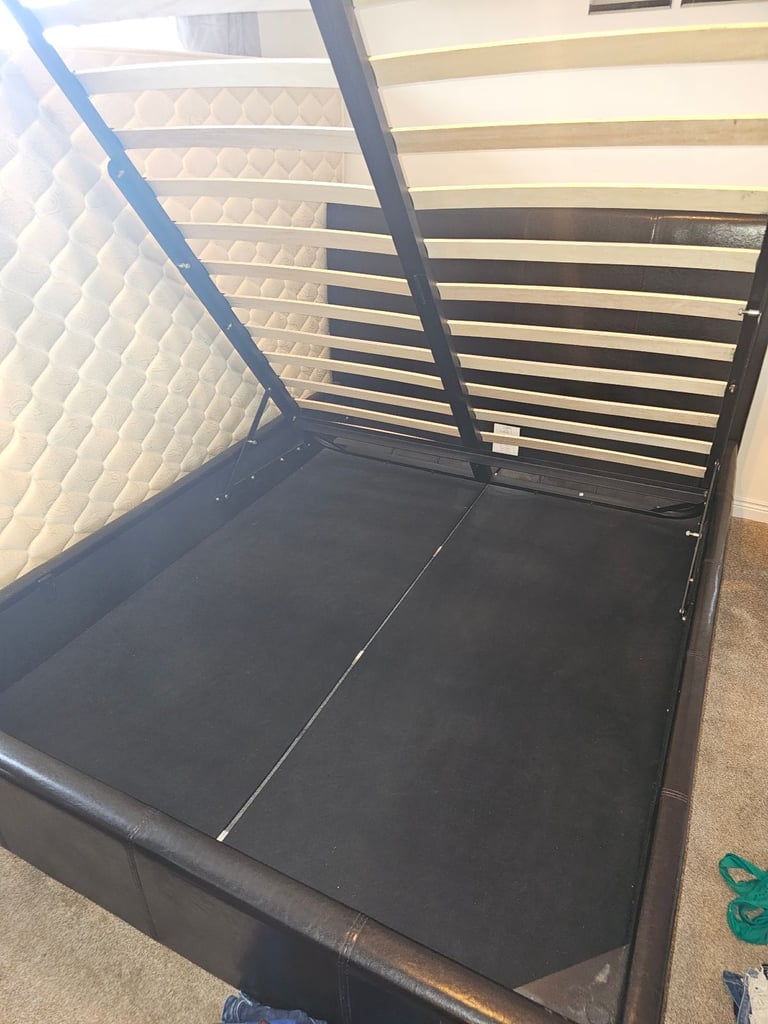 King Faux Leather Bed with King Mattress