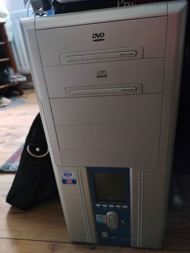 Retro Windows XP tower