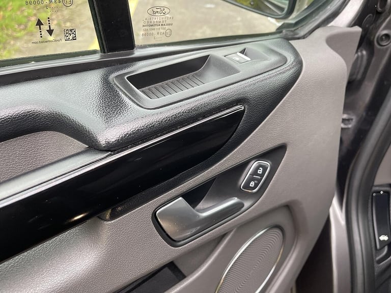 2022 Ford Tourneo Custom 2.0 320 EcoBlue MHEV Titanium L2 Euro 6 (s/s) 5dr MPV Diesel Manual