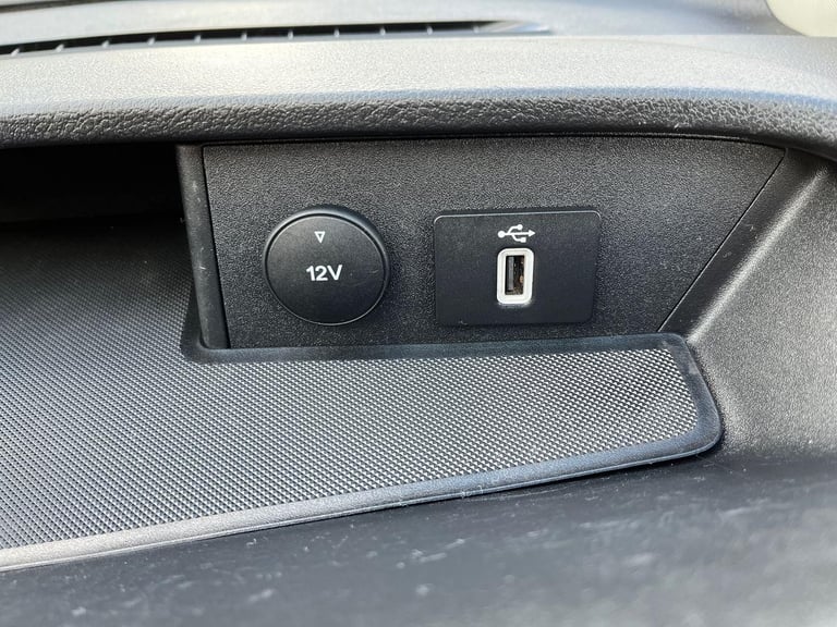 2020 Ford Transit Custom 300L2 Limited Van 2.0l 170ps 6 Speed in Moondust Silver