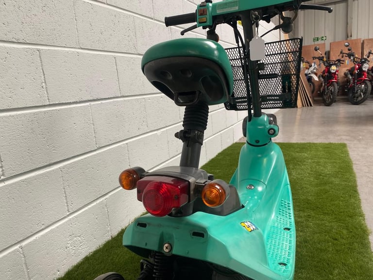 1990 JDM Honda Zook 50 quirky wee scooter