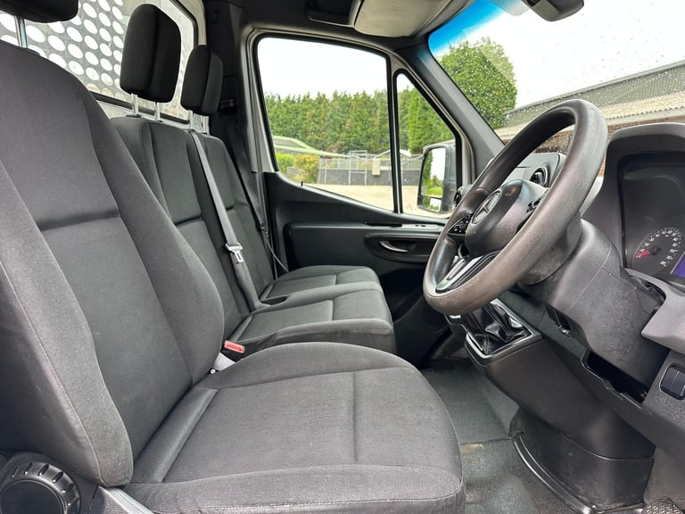 2019 Mercedes-Benz Sprinter Dropside truck Progressive 314 
