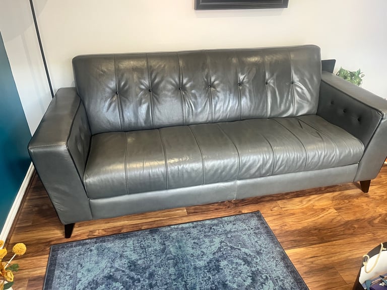 DFS 3 Seater Leather Sofa 