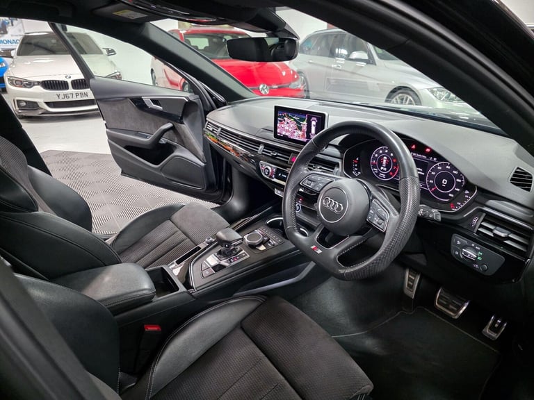 2019 Audi A4 Avant 2.0 TFSI 40 Black Edition S Tronic Euro 6 (s/s) 5dr ESTATE Petrol Automatic