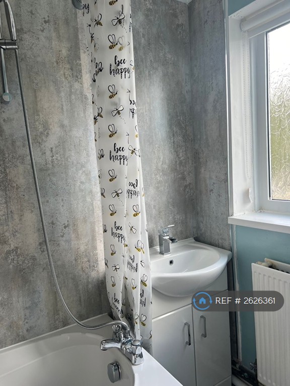 2 bedroom house in Rifle Street, Blaenavon, Pontypool, NP4 (2 bed) (#2626361)