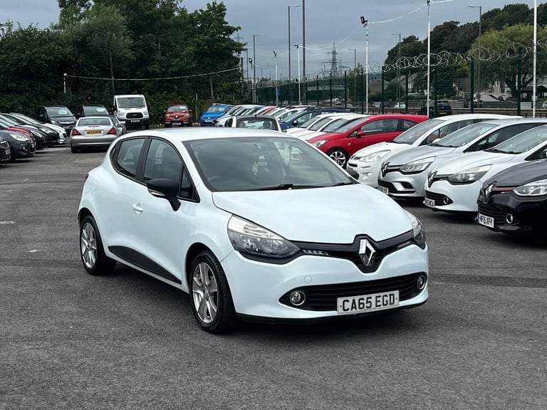 image for 2015 Renault Clio 1.2 16V Play 5dr HATCHBACK Petrol Manual