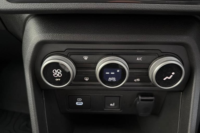 2025 Dacia Jogger 1.6 HEV Extreme 5dr Auto MPV PETROL/ELECTRIC Automatic